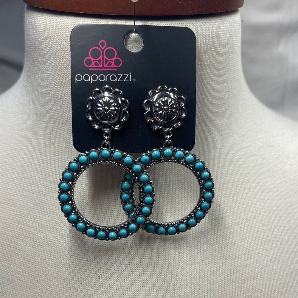 Paparazzi Turquoise and Silver Post Earrings BNWT